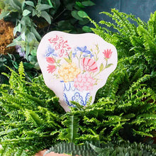 Load image into Gallery viewer, Mini Dorothy's Bouquet Yard Art