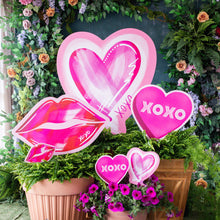 Load image into Gallery viewer, Mini XOXO Heart Garden Stake