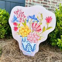 Load image into Gallery viewer, Dorothy&#39;s Bouquet Yard Art
