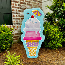 Load image into Gallery viewer, Ice Cream with Umbrella Yard Art
