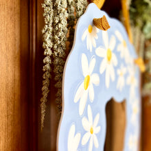 Load image into Gallery viewer, Daisy Wreath Door Hanger
