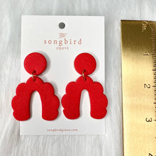 Load image into Gallery viewer, Red Textured Scalloped Earrings
