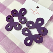 Load image into Gallery viewer, Large Eggplant Purple Clover Earrings
