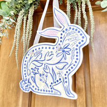 Load image into Gallery viewer, Chinoiserie Bunny Door Hanger
